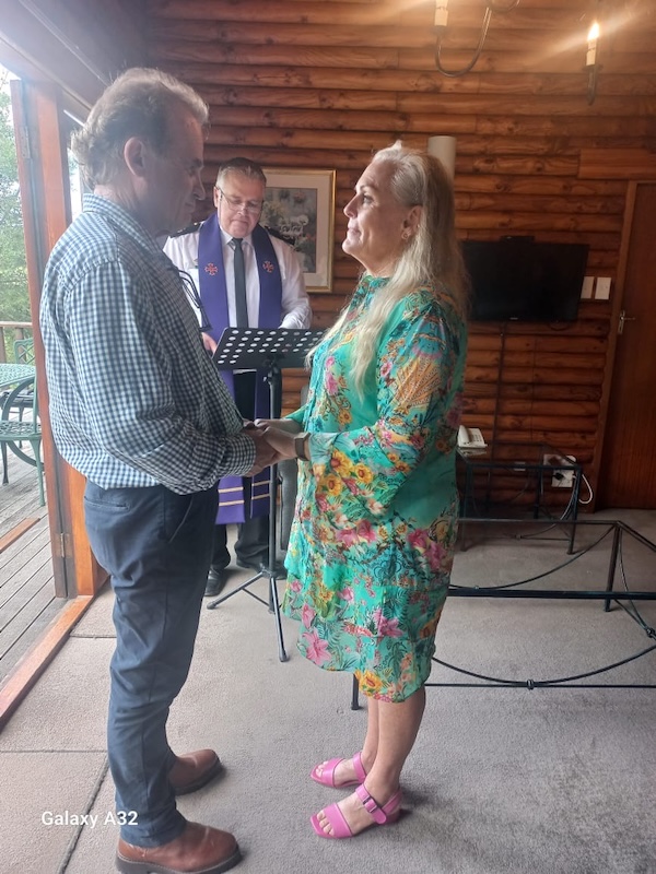 Wedding ceremony by Dr. Gerrit Rademeyer in Hankey