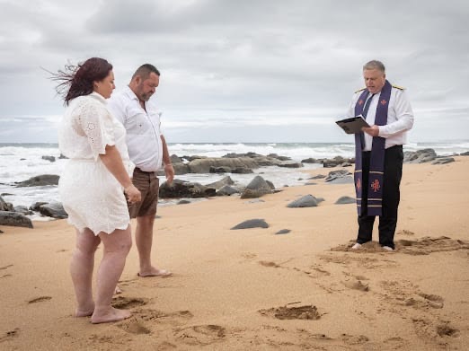 Wedding ceremony by Dr. Gerrit Rademeyer in Hankey